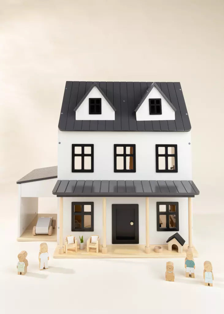 Wooden Doll House – Coco Village