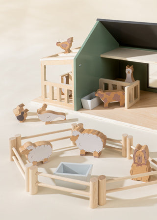 Doll House Furniture, Characters & Figures