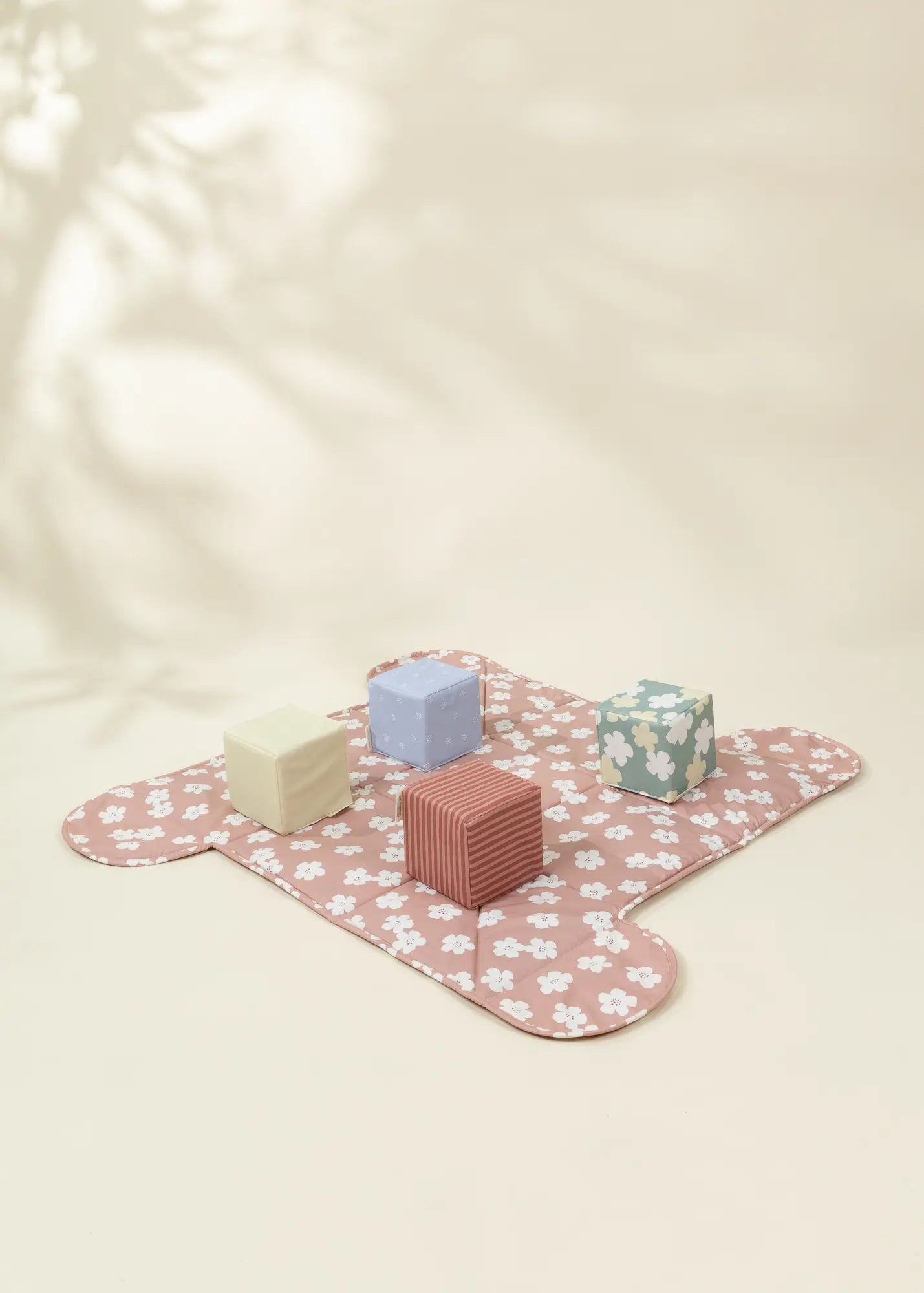 Vegan Leather Play Mat&Cubes Set-Flowered Garden