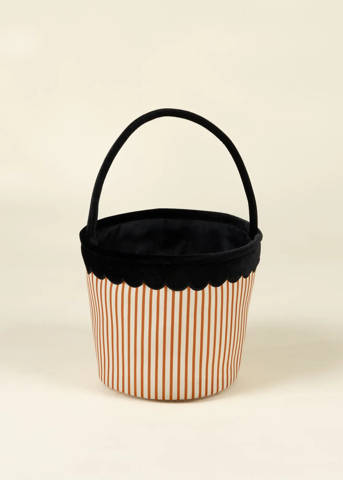 Image of Pumpkin Stripe Scalloped Fabric Treat Basket – M