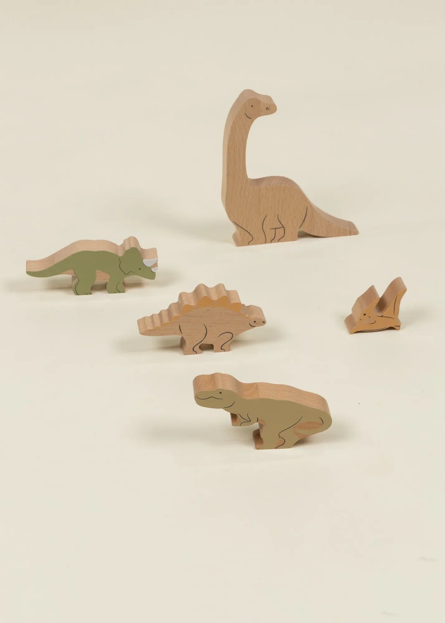 Set of 5 Dinosaurs on Wooden Plate