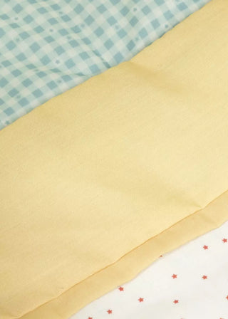 Lit de bébé en bois pour poupées avec accessoires 