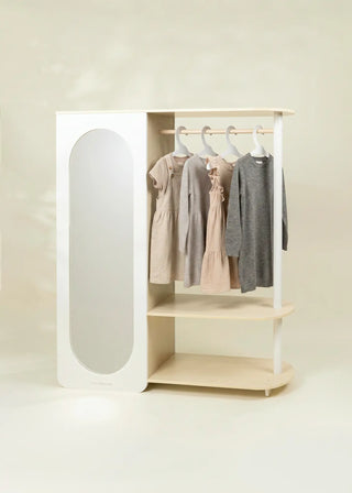 Grande armoire en bois avec étagères & tringle