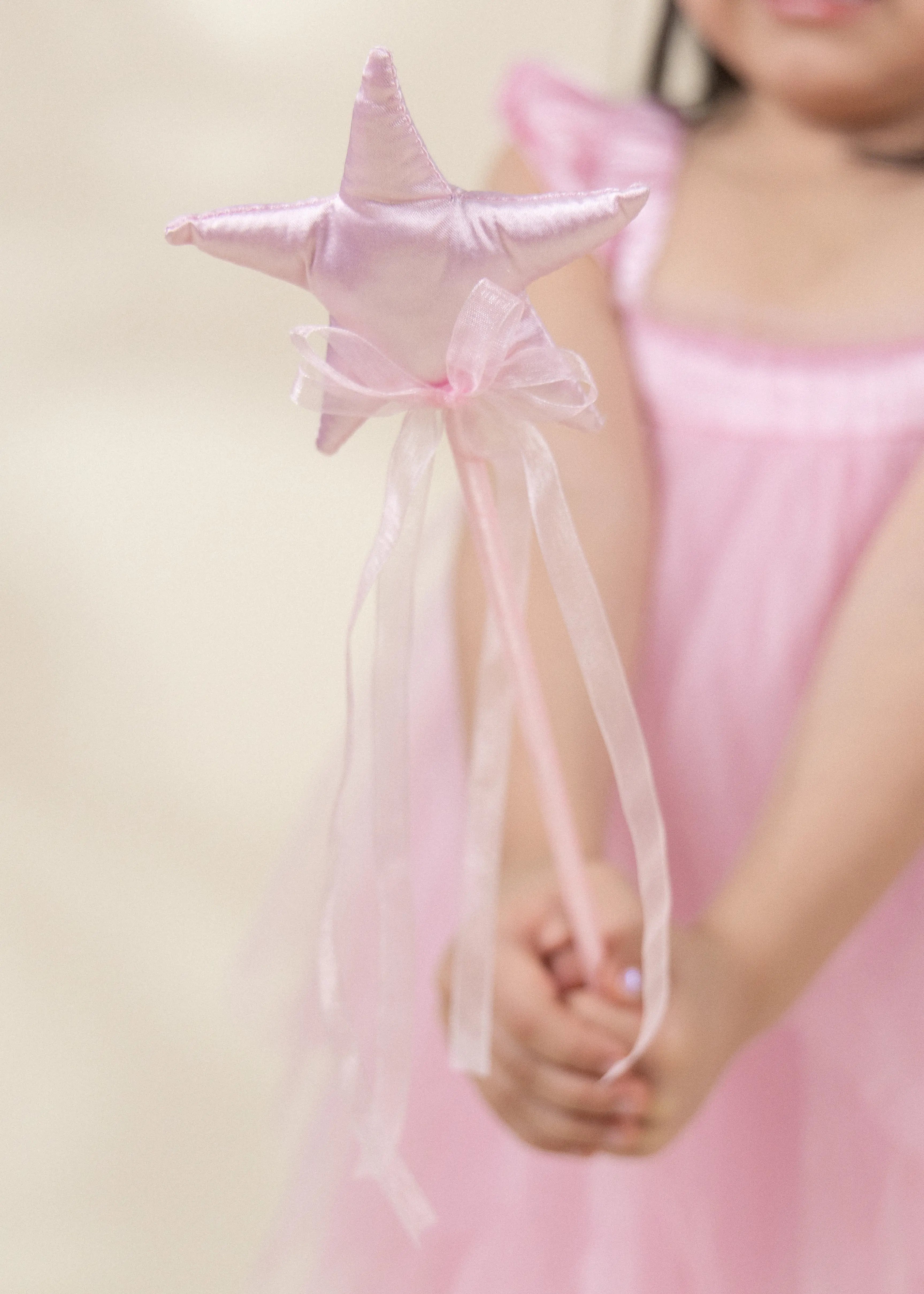 Image of Baguette magique étoile rose avec ruban 