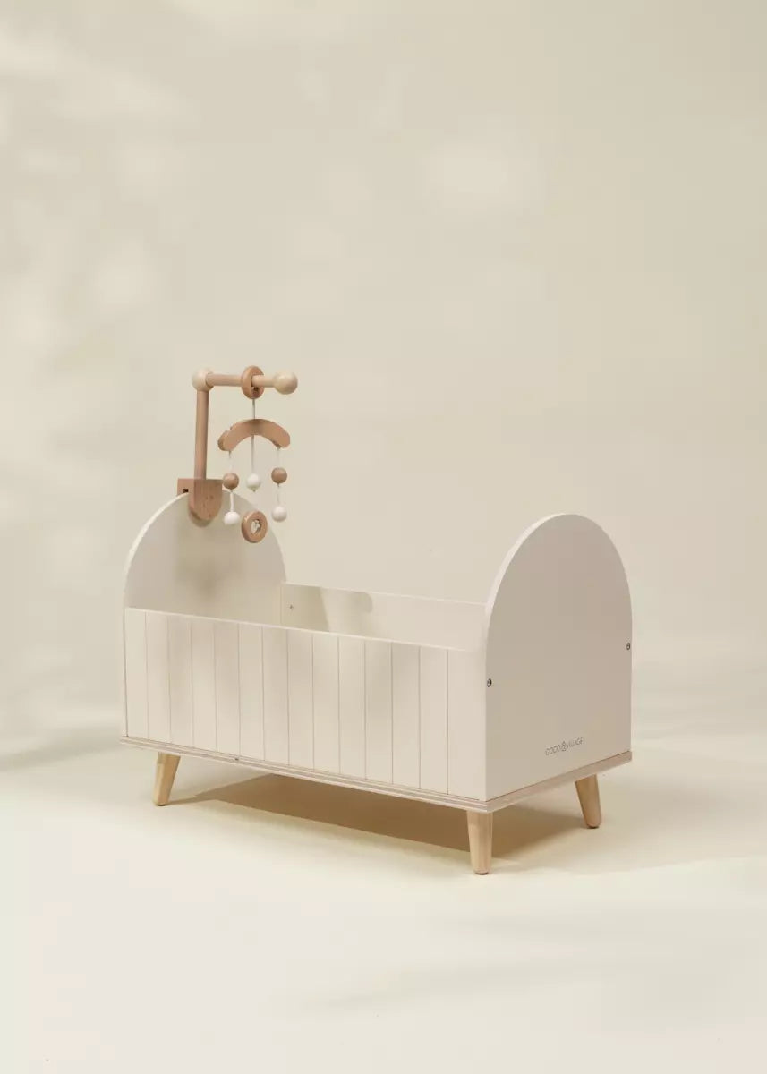 Lit de bébé en bois pour poupées avec accessoires 