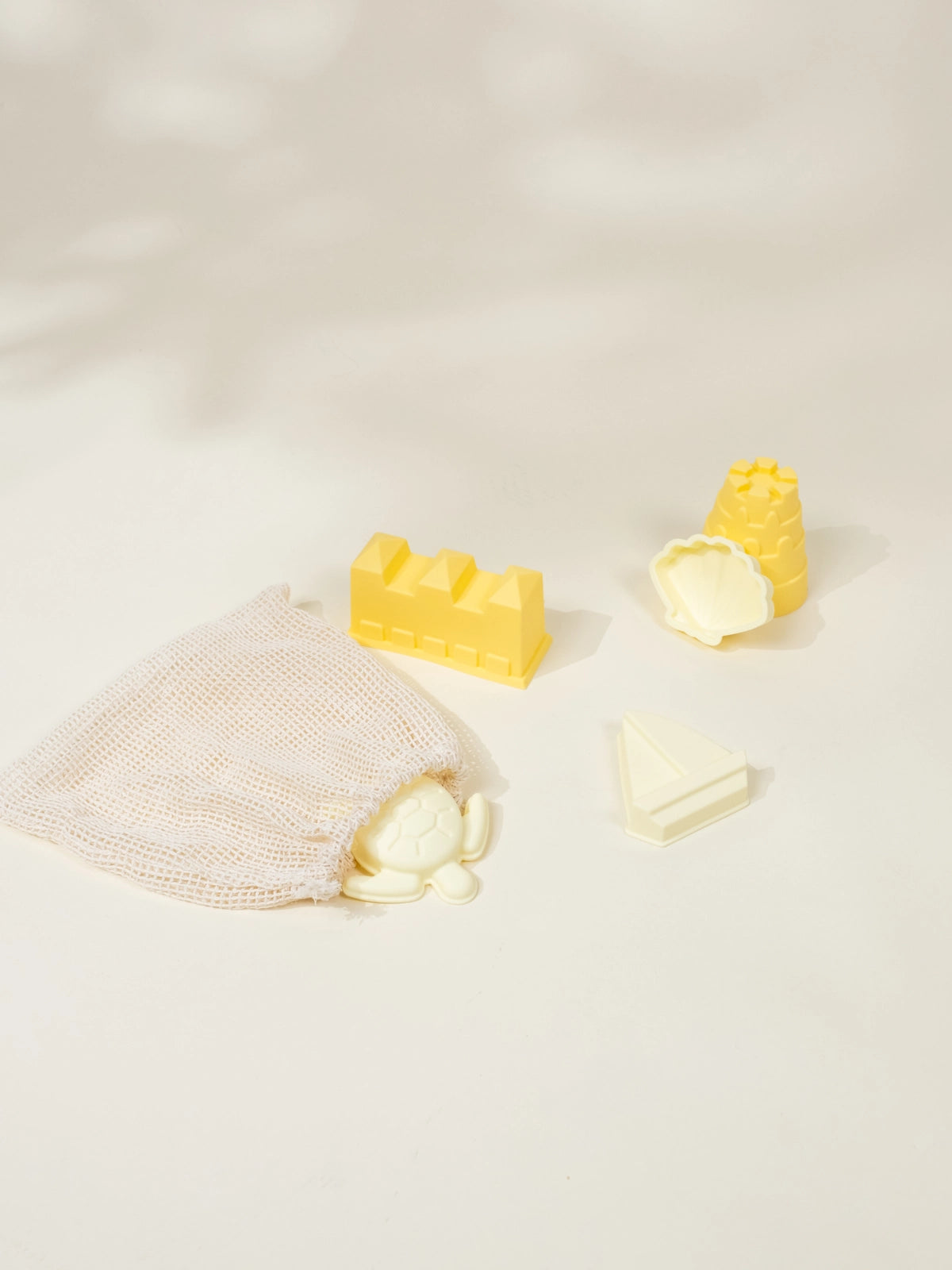 Image of Set of 5 Silicone Sand Moulds For The Beach - Ocean