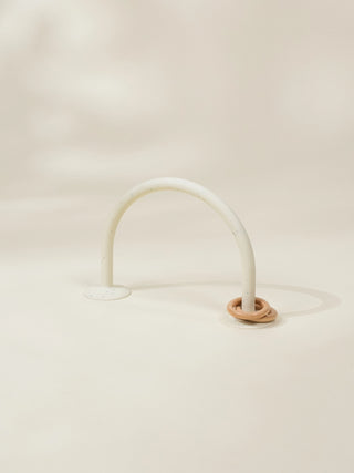 Jouet de Succion en Silicone avec Anneaux en Bois – Collection Pottery 