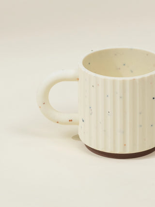 Gobelet pour enfant en silicone avec poignée – Collection Pottery 