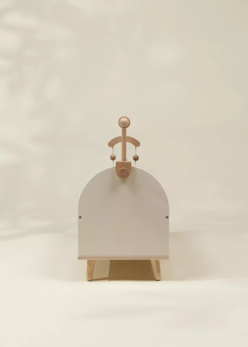 Image of Lit de bébé en bois pour poupées avec accessoires 