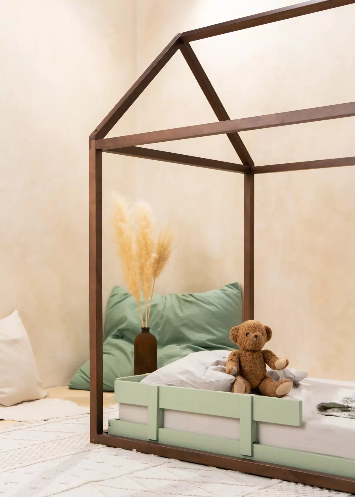 House Structure - Walnut