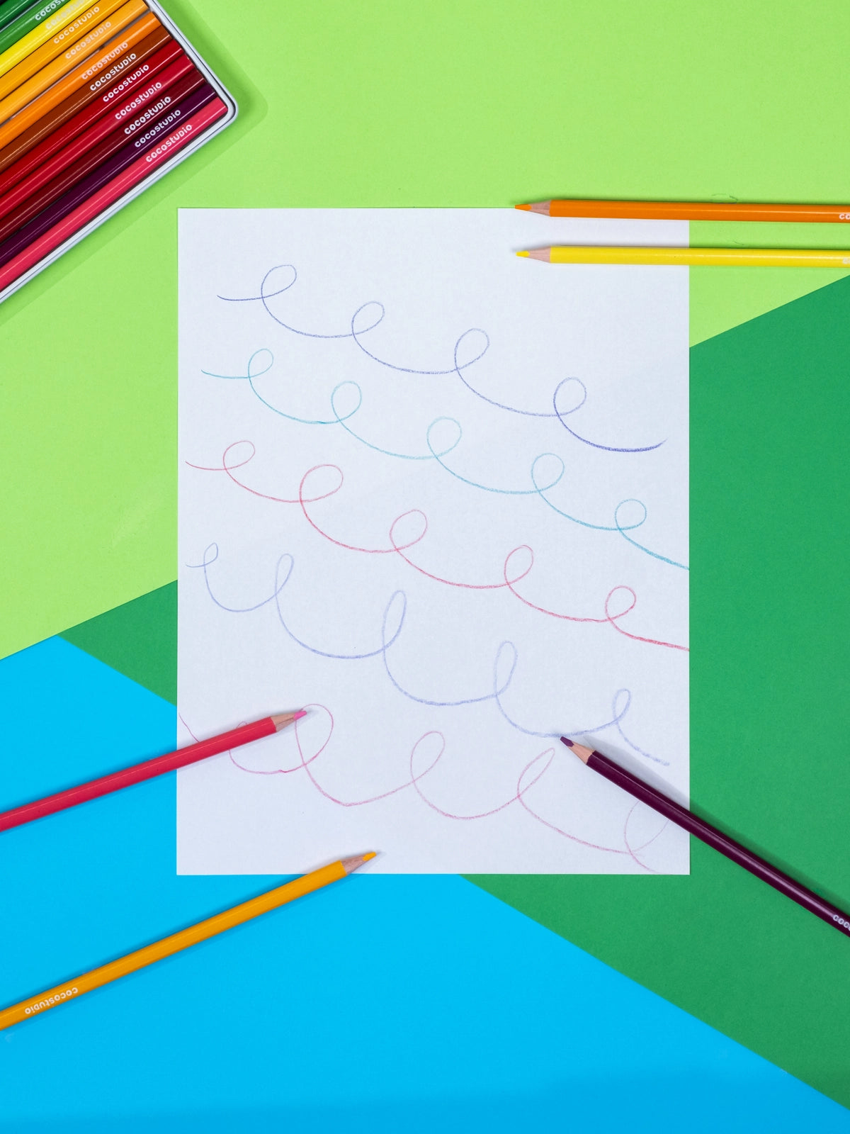 Image of Set of 24 Artist Colored Pencils