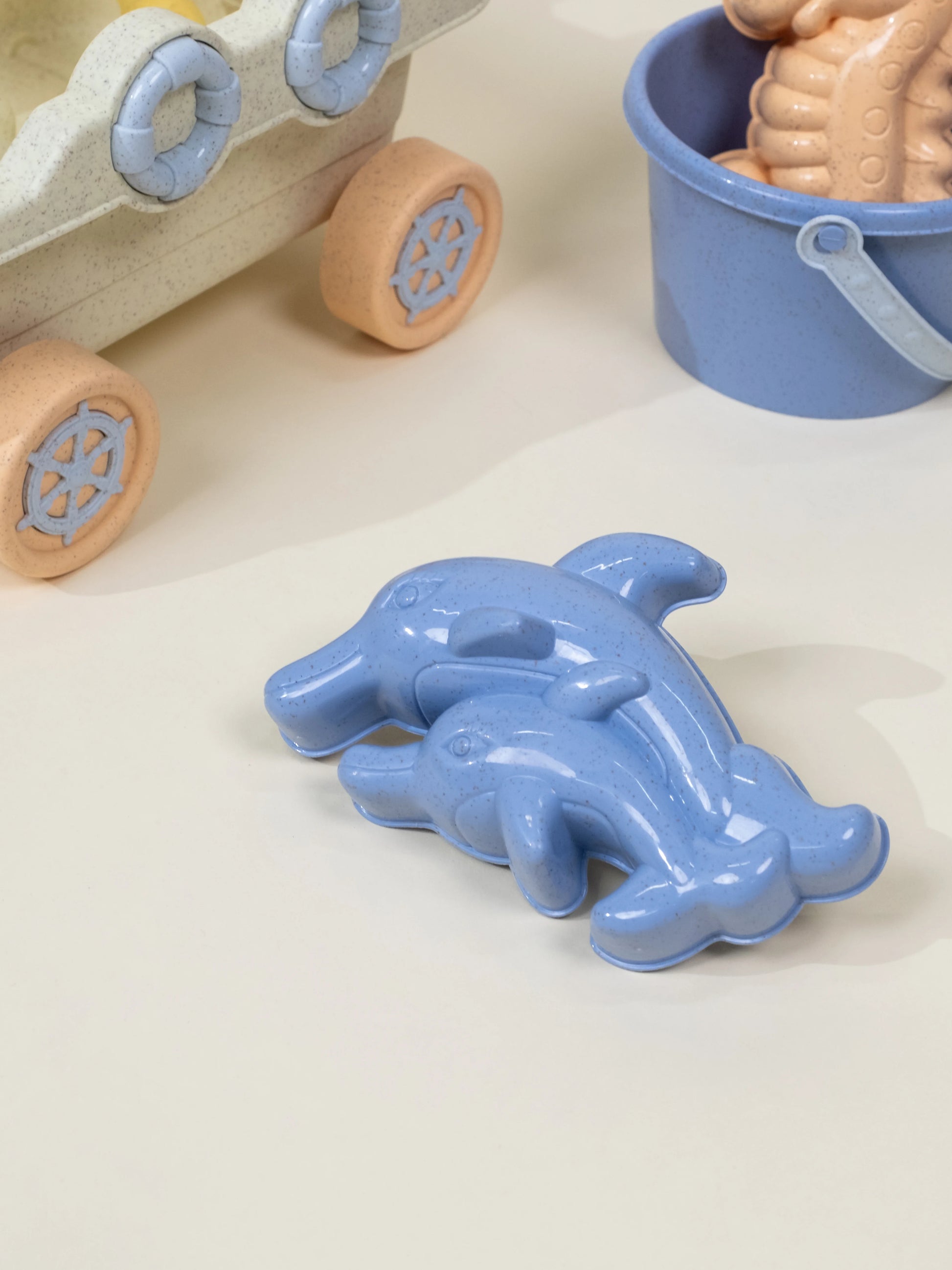 Oversized 6-Piece Wheat Straw Sand Toy Set – Wagon & Accessories