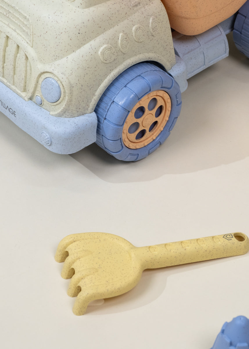 Image of Ensemble de jouets de sable en paille de blé grand format 5 pièces – Camion benne et accessoires 