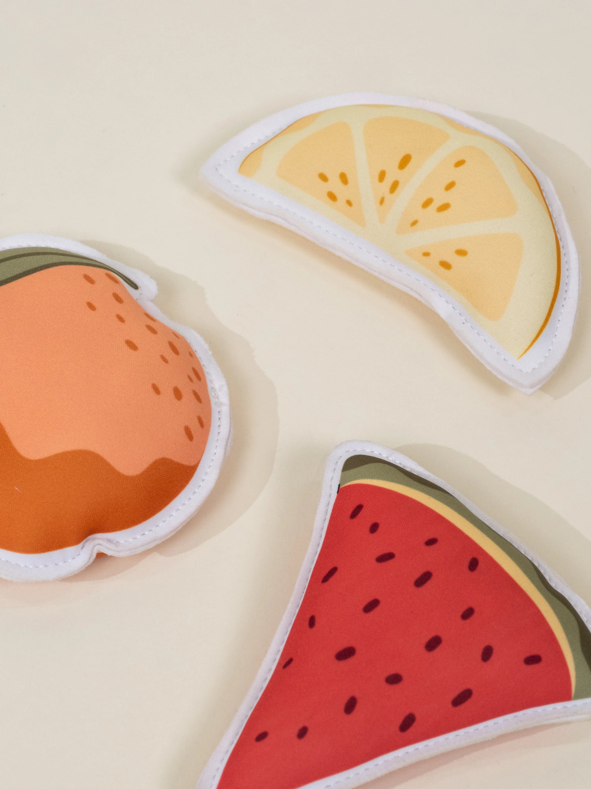 Set of 3 Neoprene Diving Figures – Summer Fruits