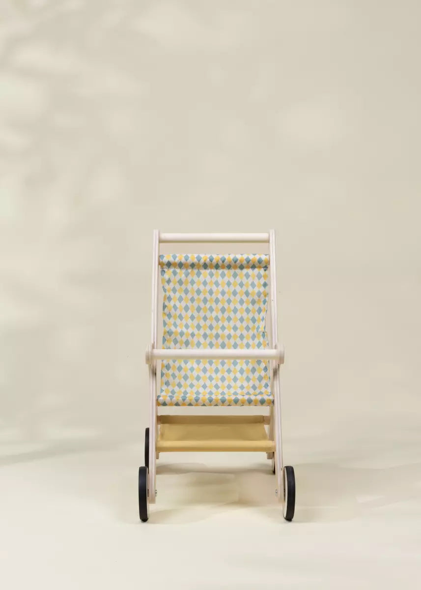 Image of Poussette en bois pour poupées 
