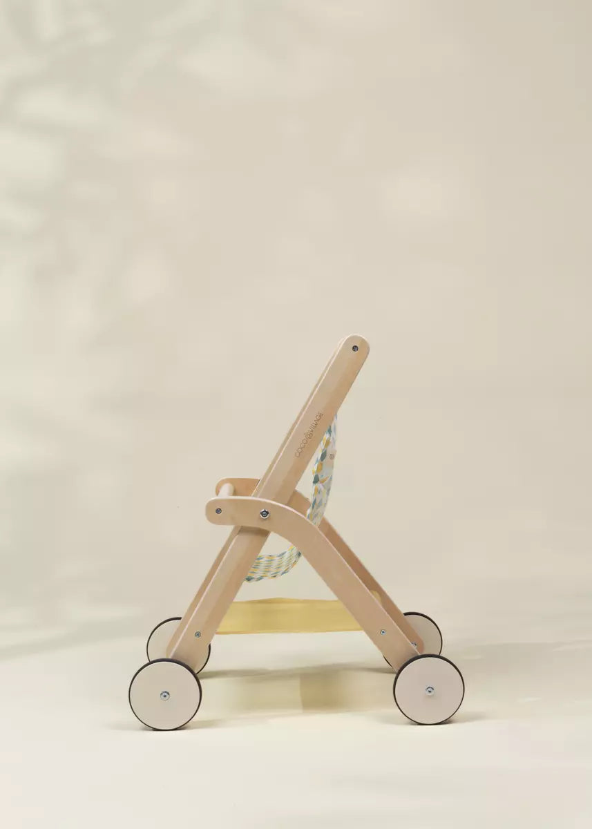 Image of Poussette en bois pour poupées 
