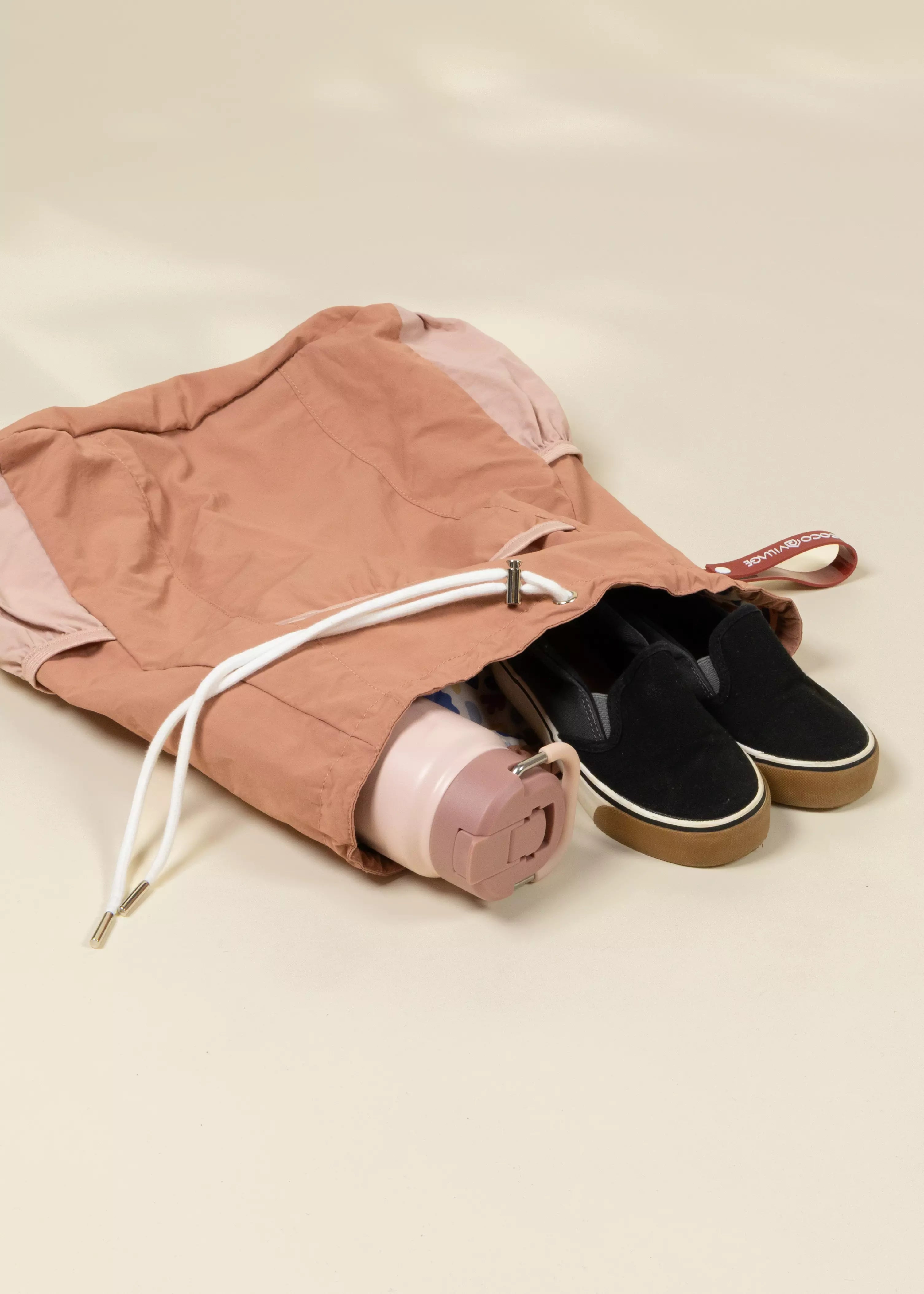 Image of Washable Nylon Gym Bag - Blushfield