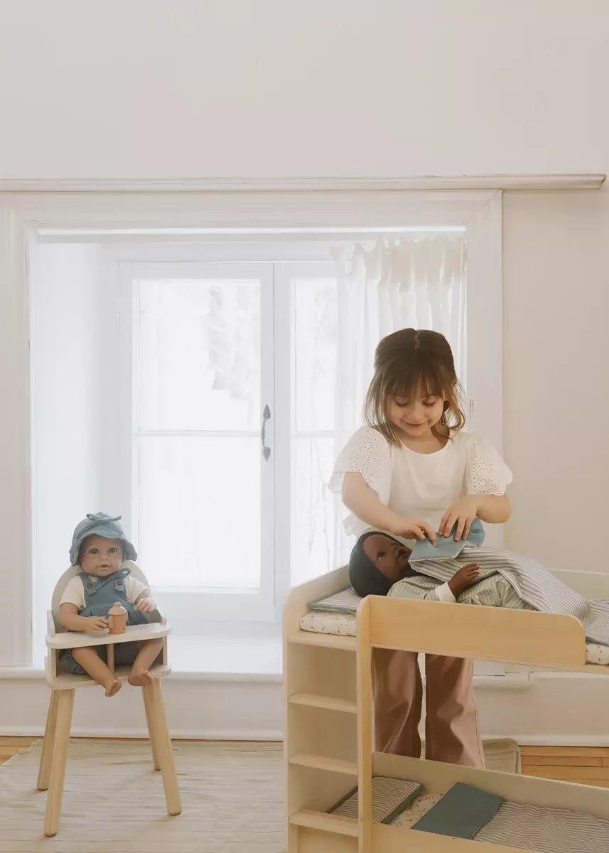 Image of Chaise haute en bois pour poupées 