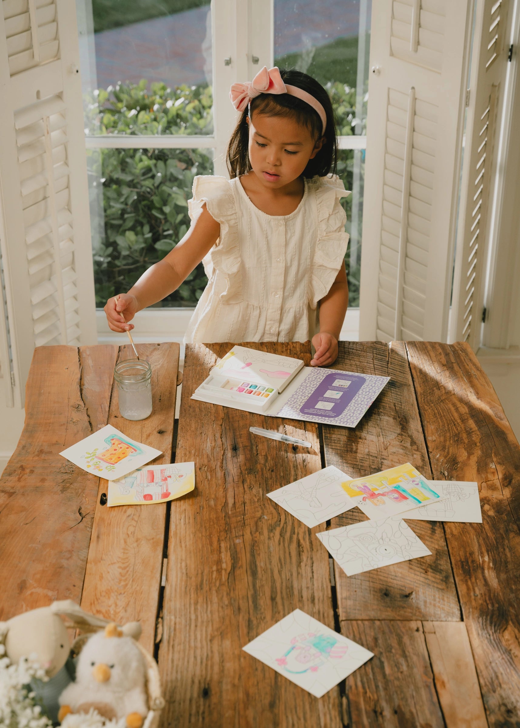 Watercolor Garden Party Painting Book - 30 pages