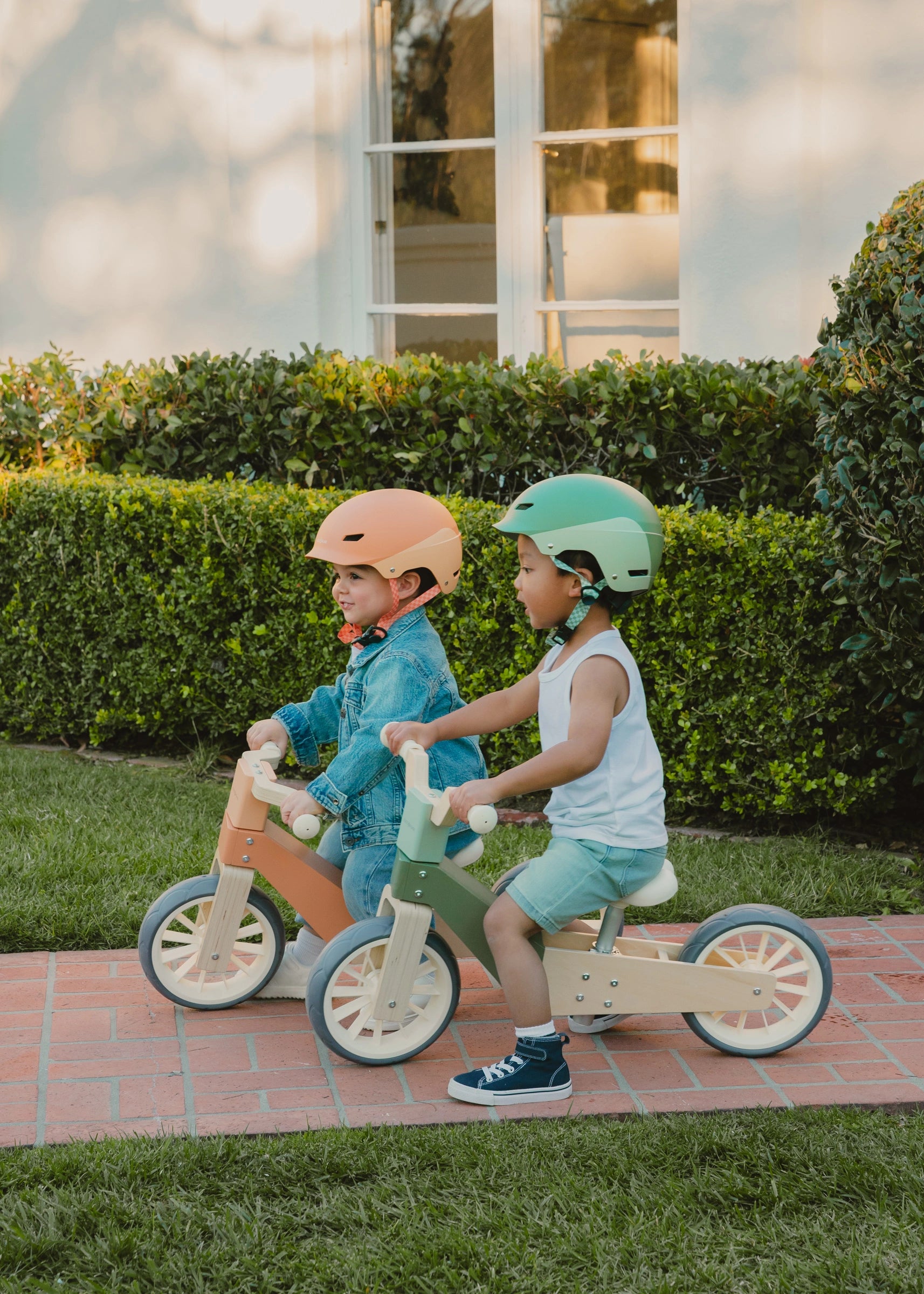 Evolutive Wooden Balance Bike - 3 in 1 – Grapefruit