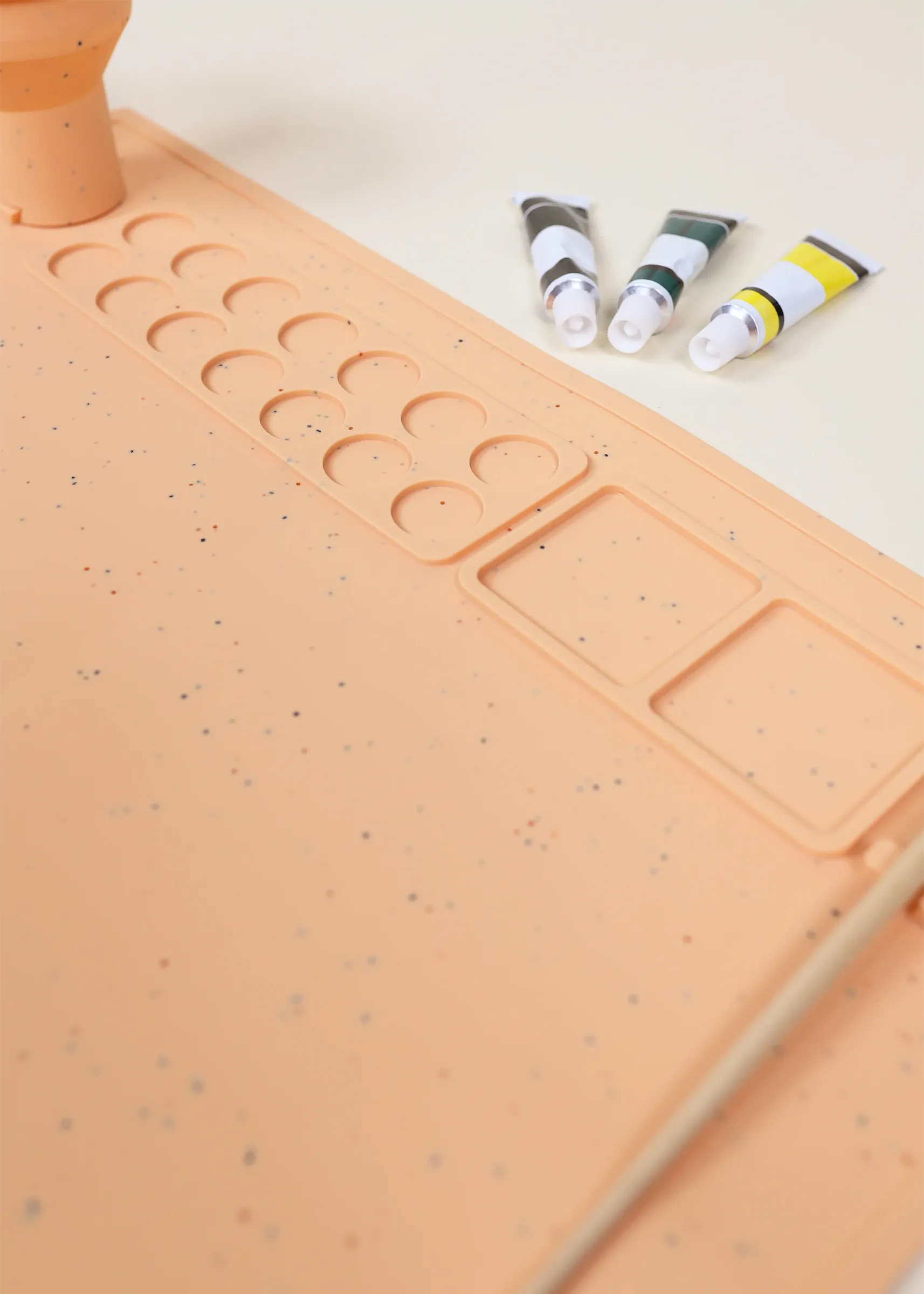 Image of Tapis d'art & de peinture en silicone - Grapefruit