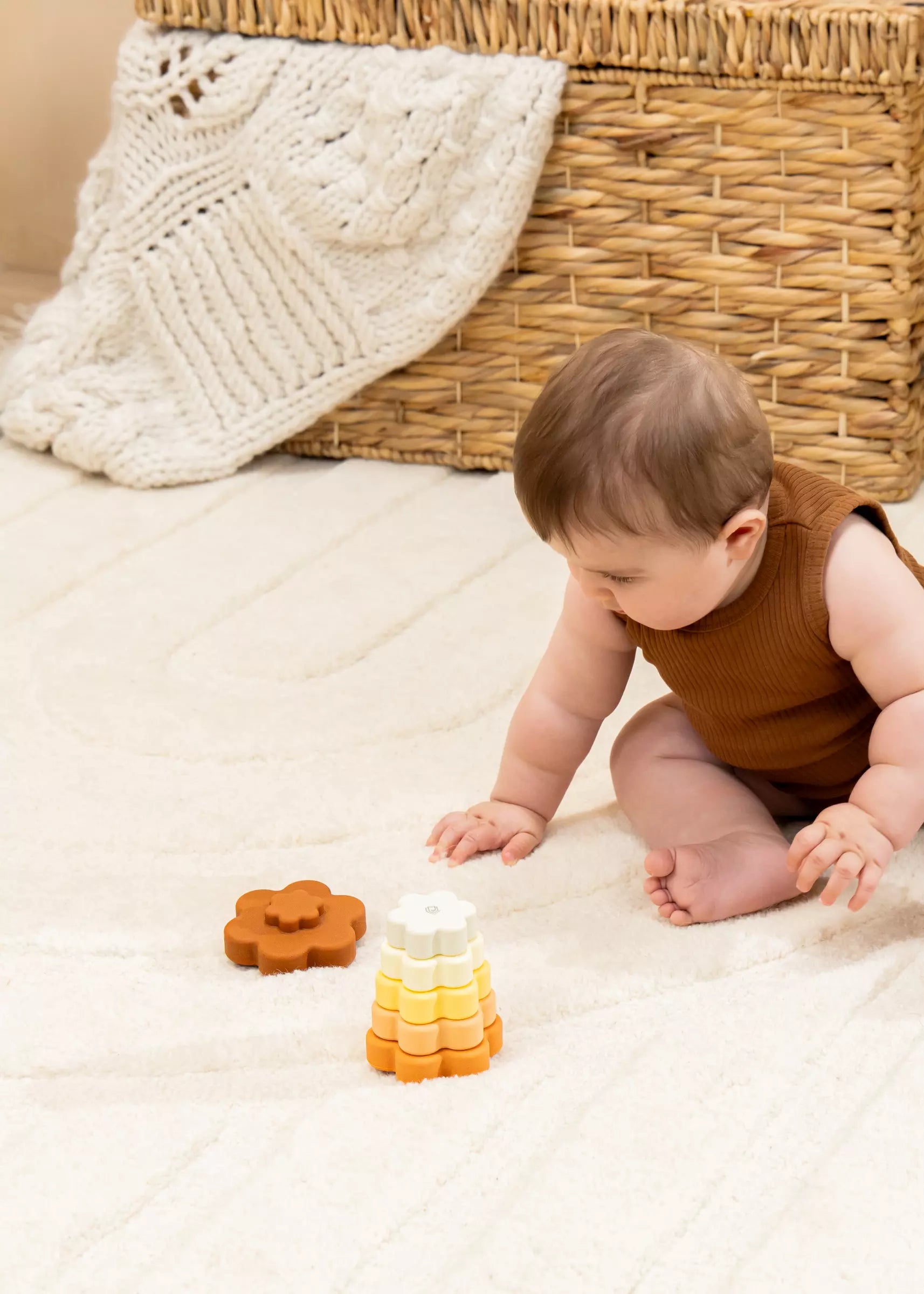 Image of Set of 6 Silicone Stackable Flowers