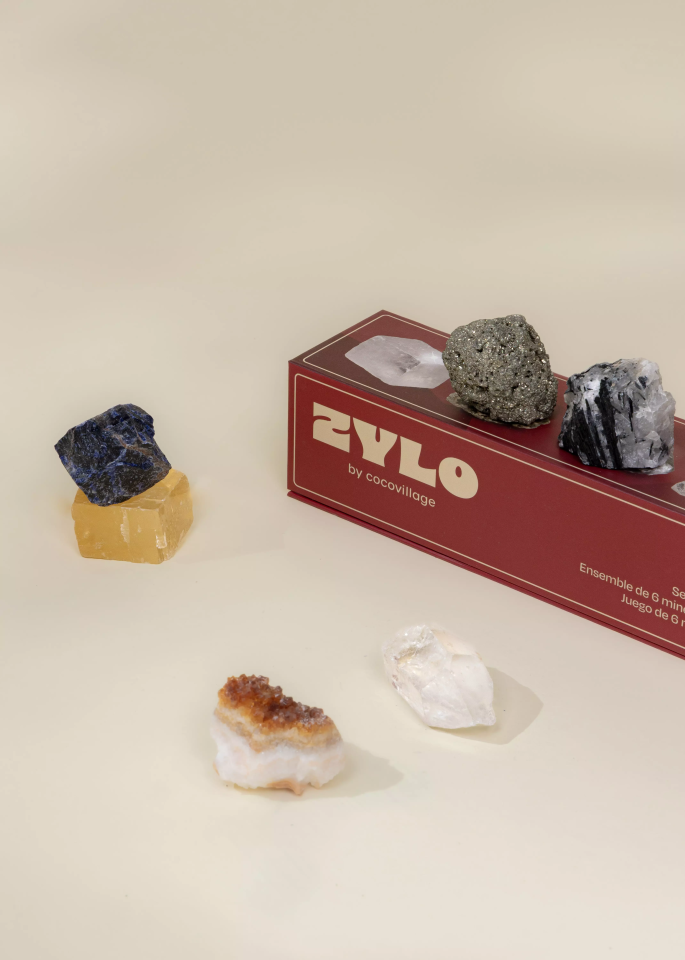 Set of 6 collectible Minerals - Crystal Critters