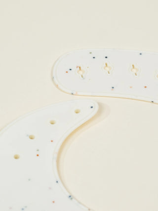 Bavette en silicone – Collection Pottery
