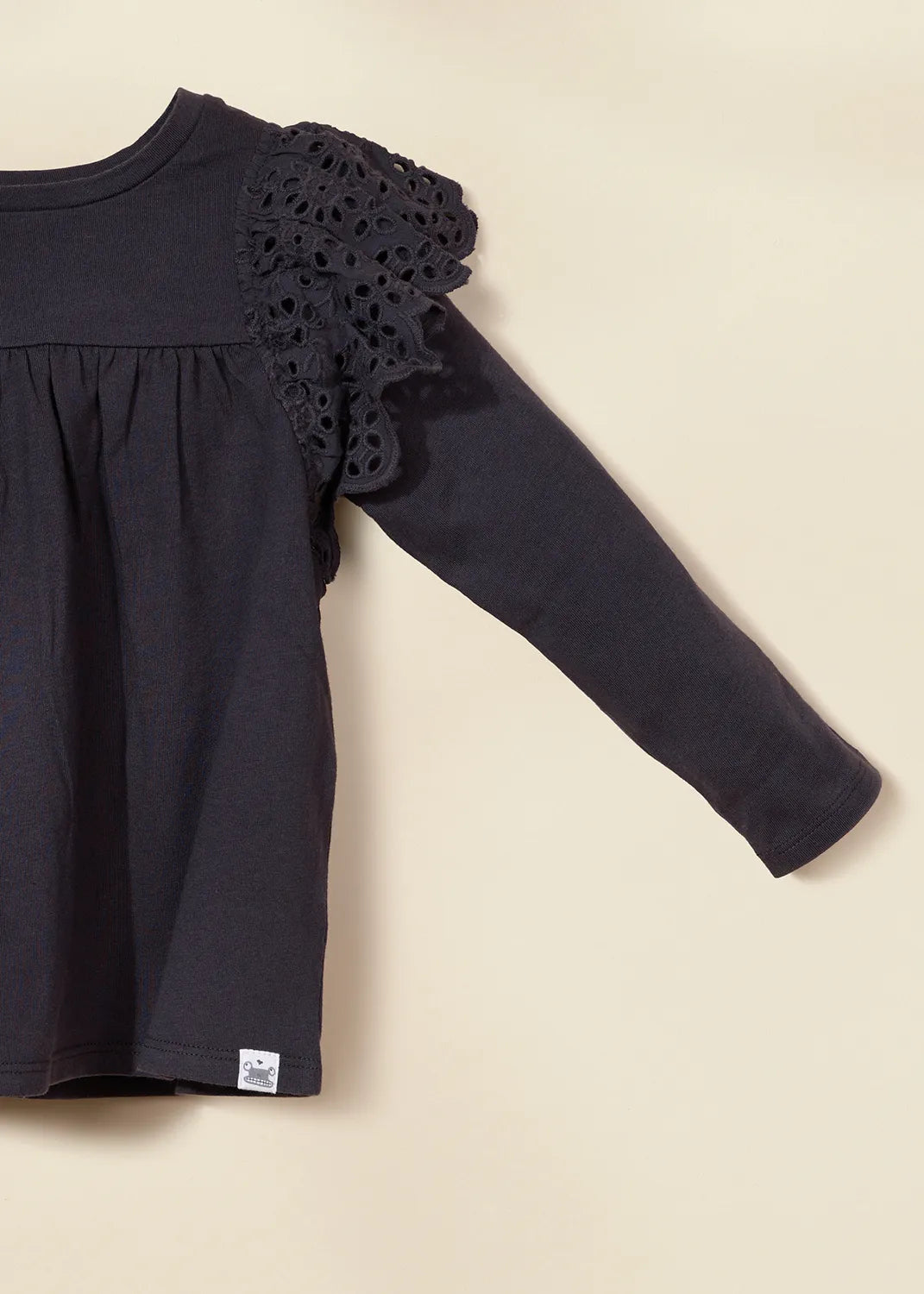 Image of Ruffle Shoulder Tee Black 9-12m