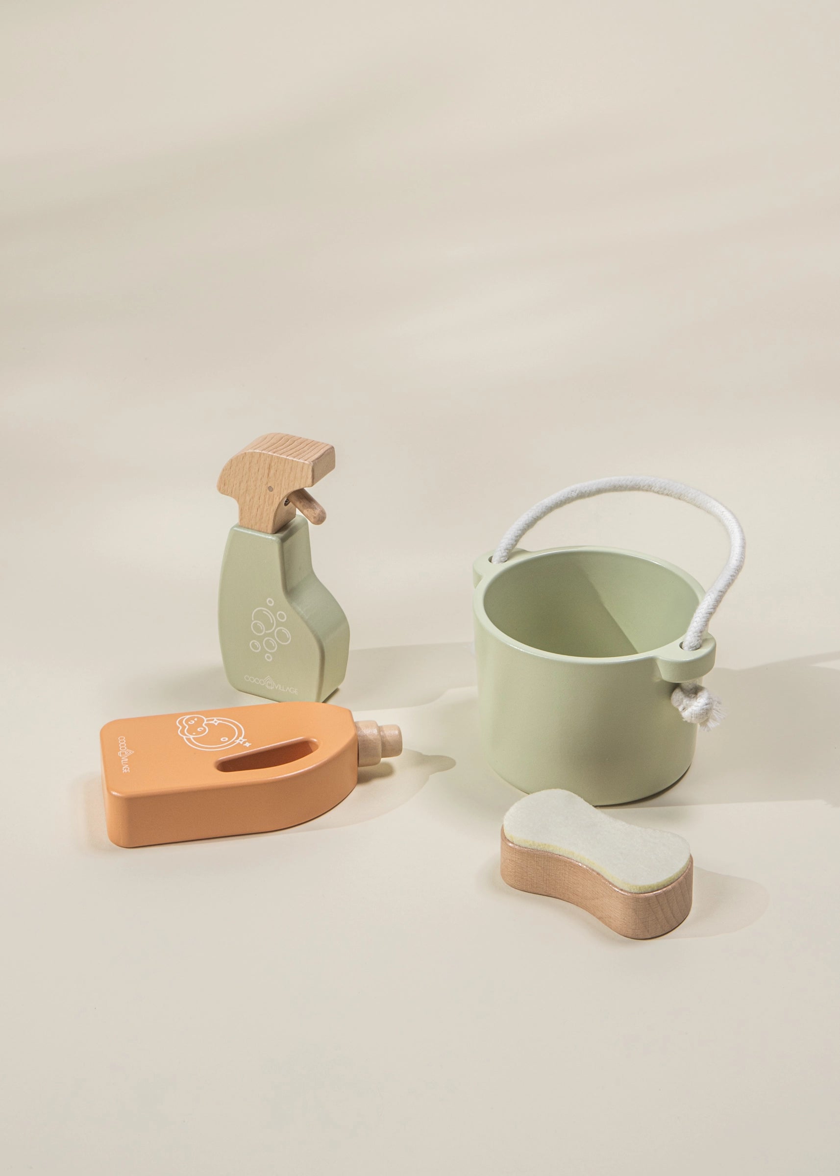 Image of Ensemble de jeu de ménage en bois 