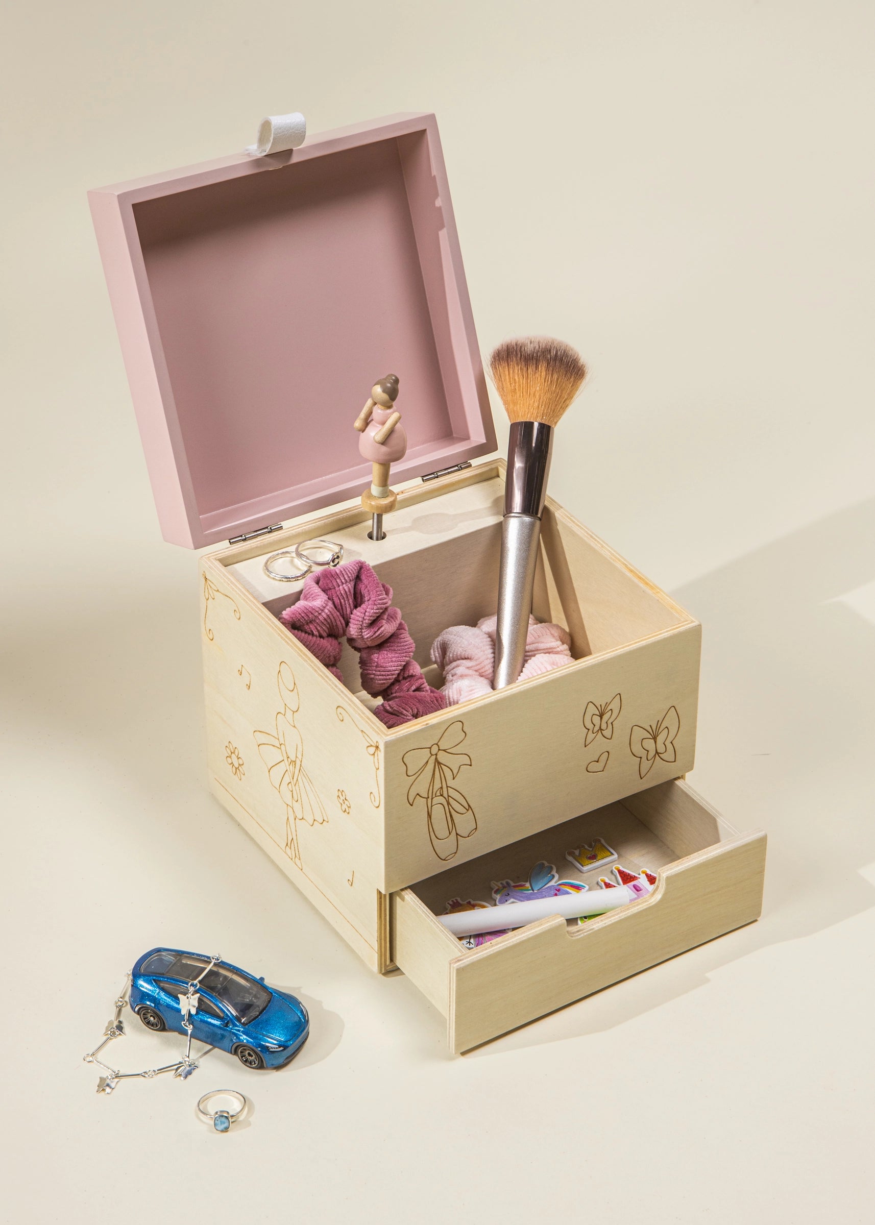 Image of Wooden Musical Souvenir Box - Ballerina