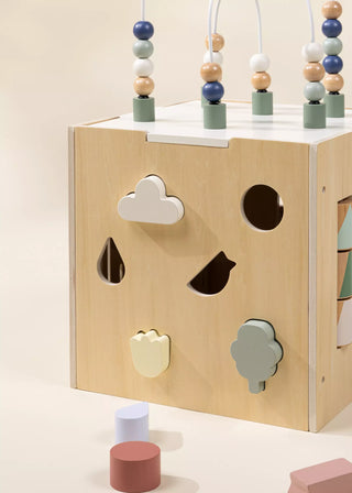 Cube d'activité en bois