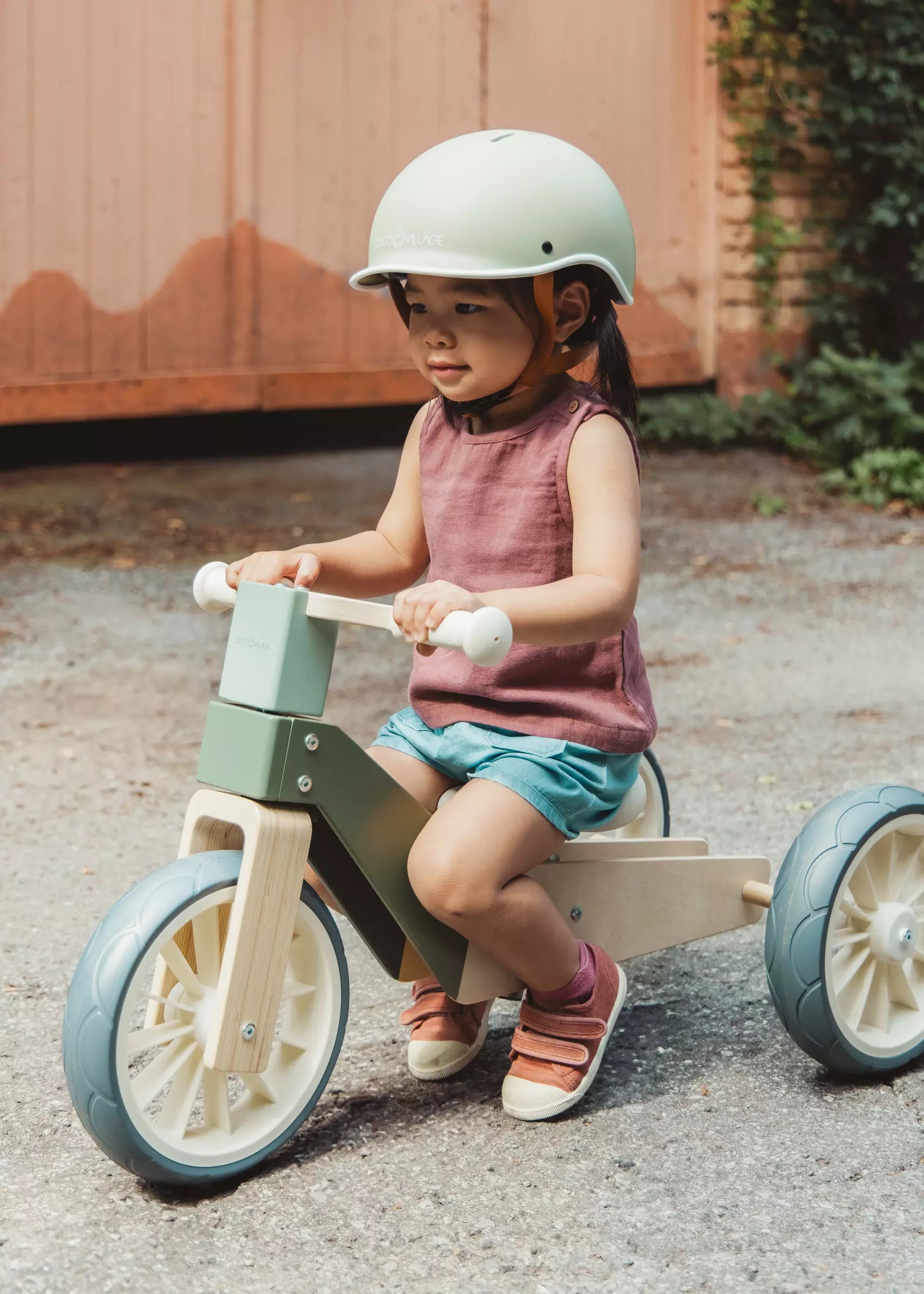 Image of Wooden Balance Bike 3-in-1 - Seafoam