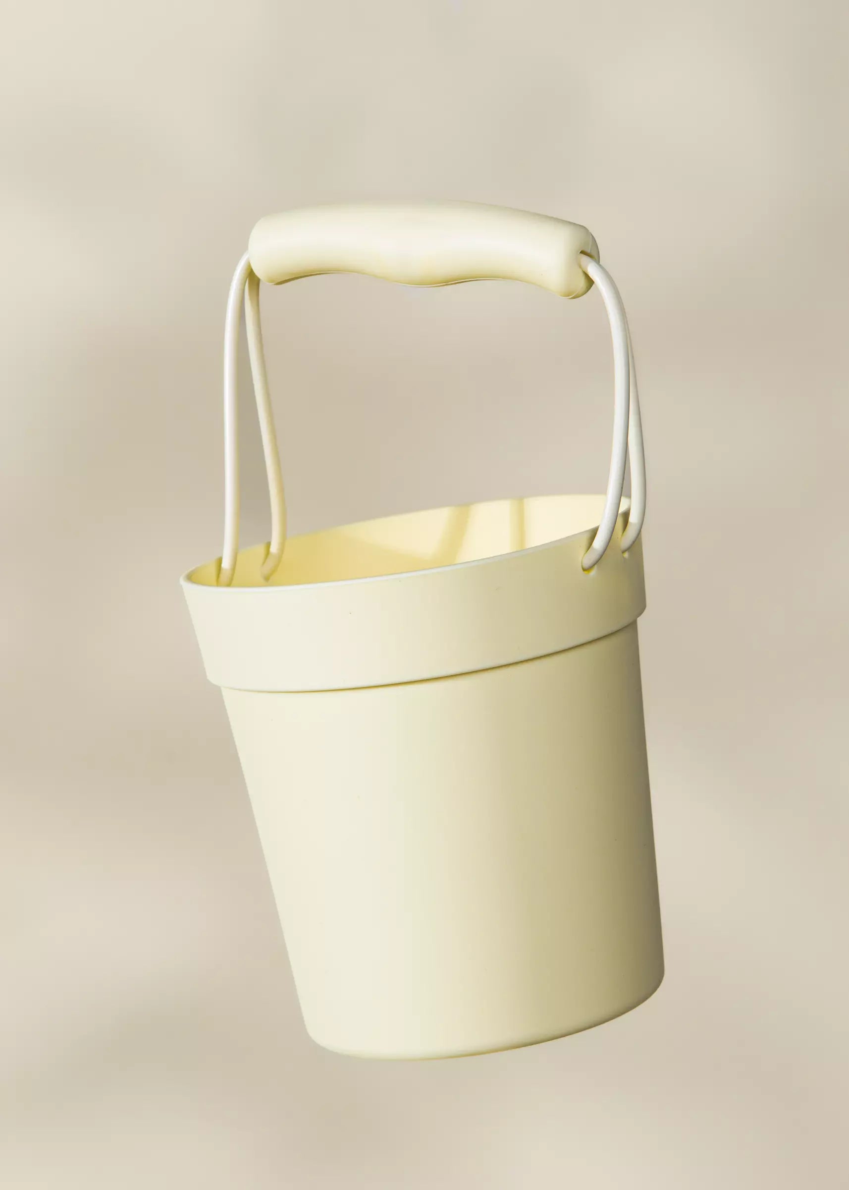 Image of Silicone Beach Bucket & Accessories (3 pcs)