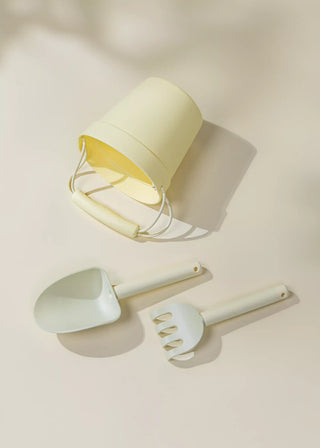 Seau de plage en silicone et accessoires (3 pièces)