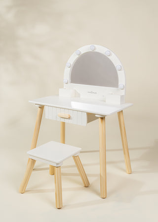 Coiffeuse en bois avec miroir éclairé et tabouret