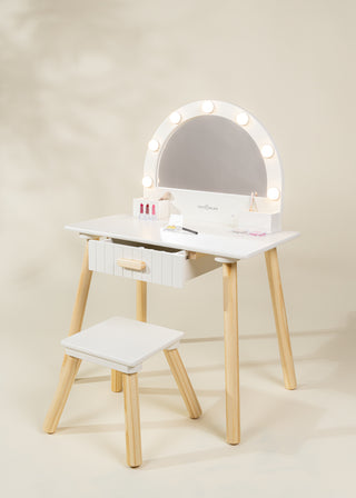 Coiffeuse en bois avec miroir éclairé et tabouret