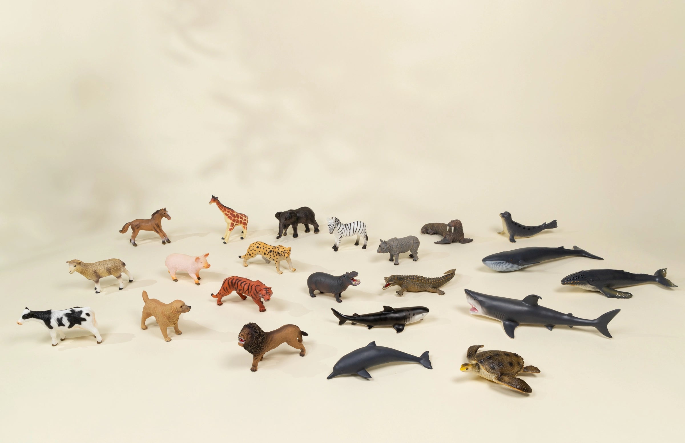 Image of Large Farm Animal Play Figurine – Pig