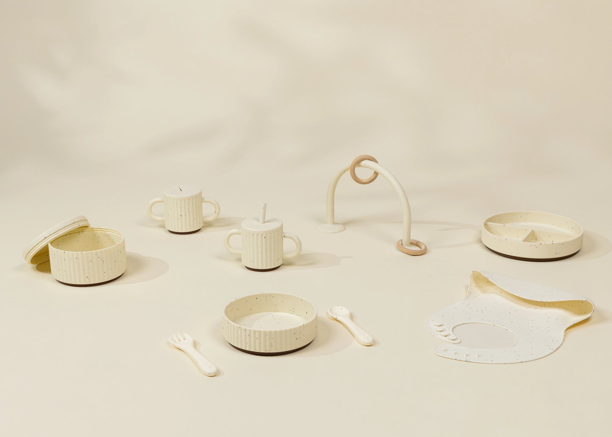 ssiette compartimentée à succion pour bébé en silicone – Collection Pottery 