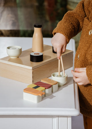 Ensemble de jeu de sushi en bois