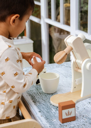 Mélangeur en bois et accessoires