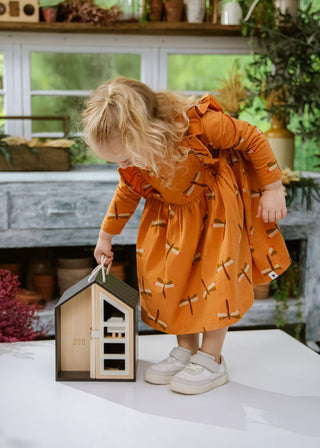 Maison de poupée en bois à emporter