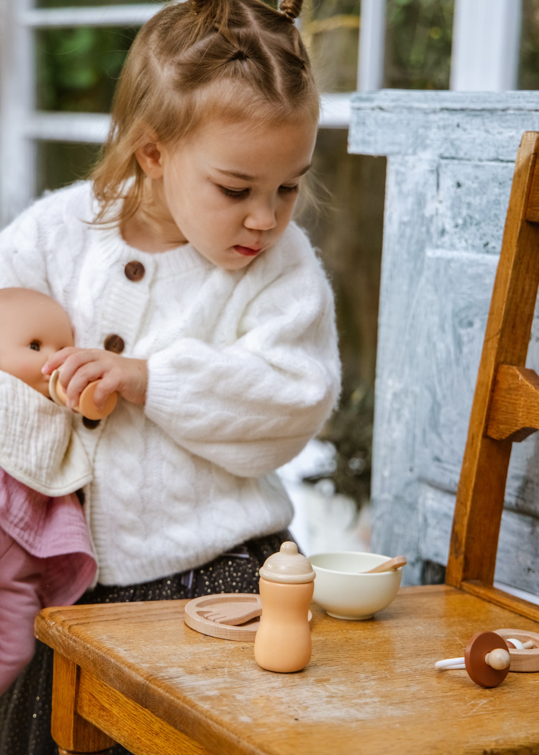 Image of Ensemble d'accessoires pour poupée en bois