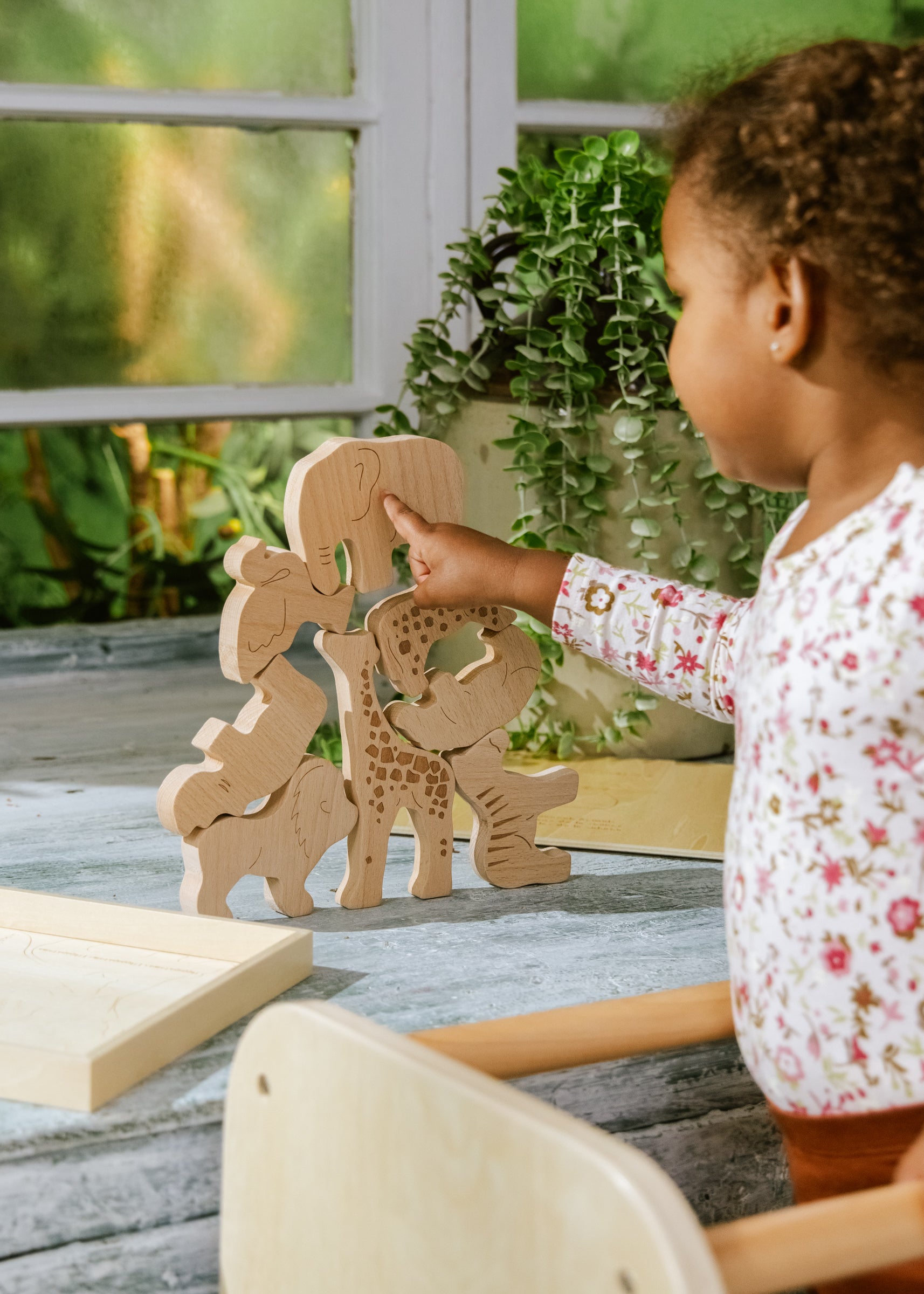 Image of Wooden Balance Puzzle - Safari - 8 pieces