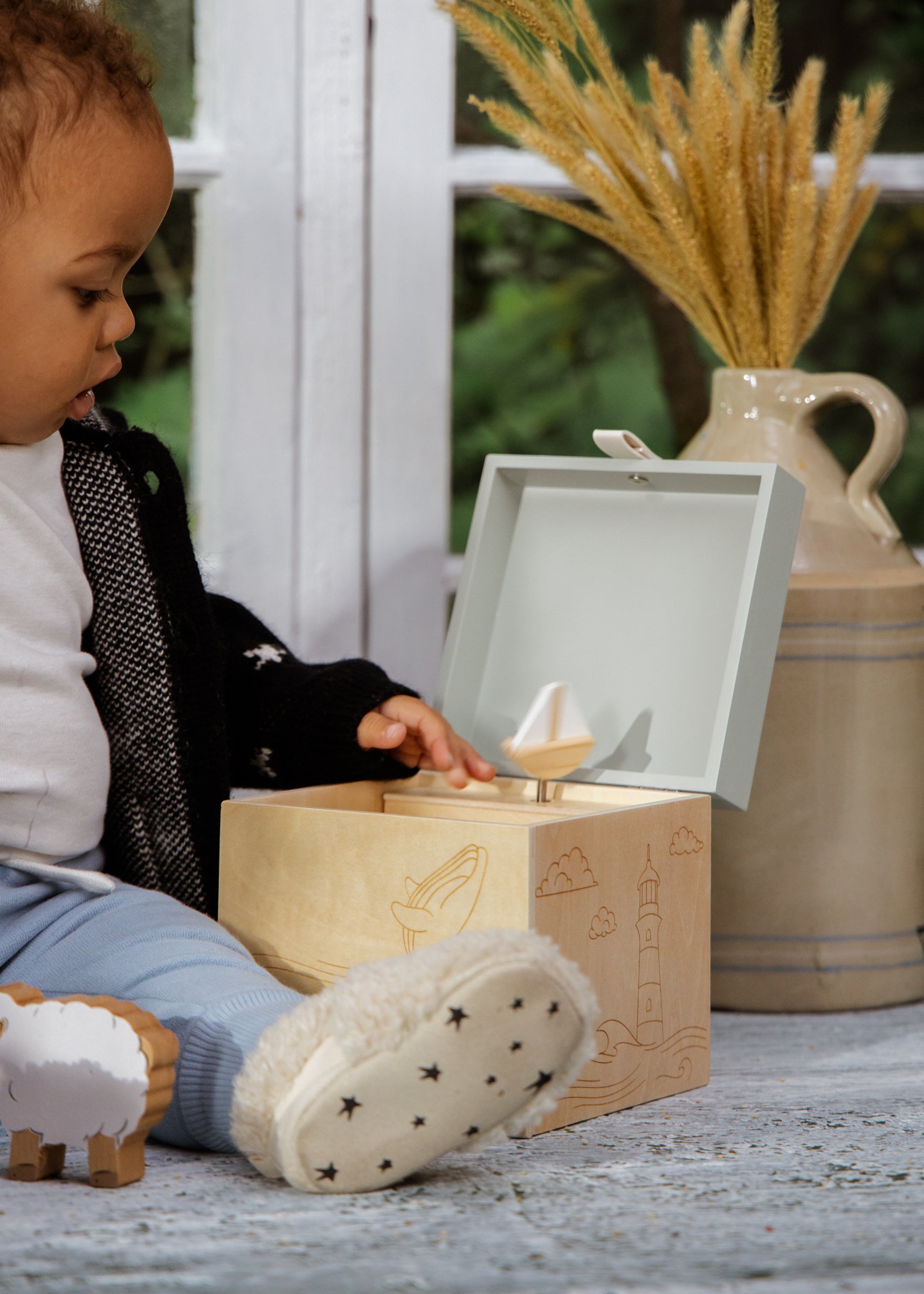 Image of Wooden Musical Souvenir Box - Ocean