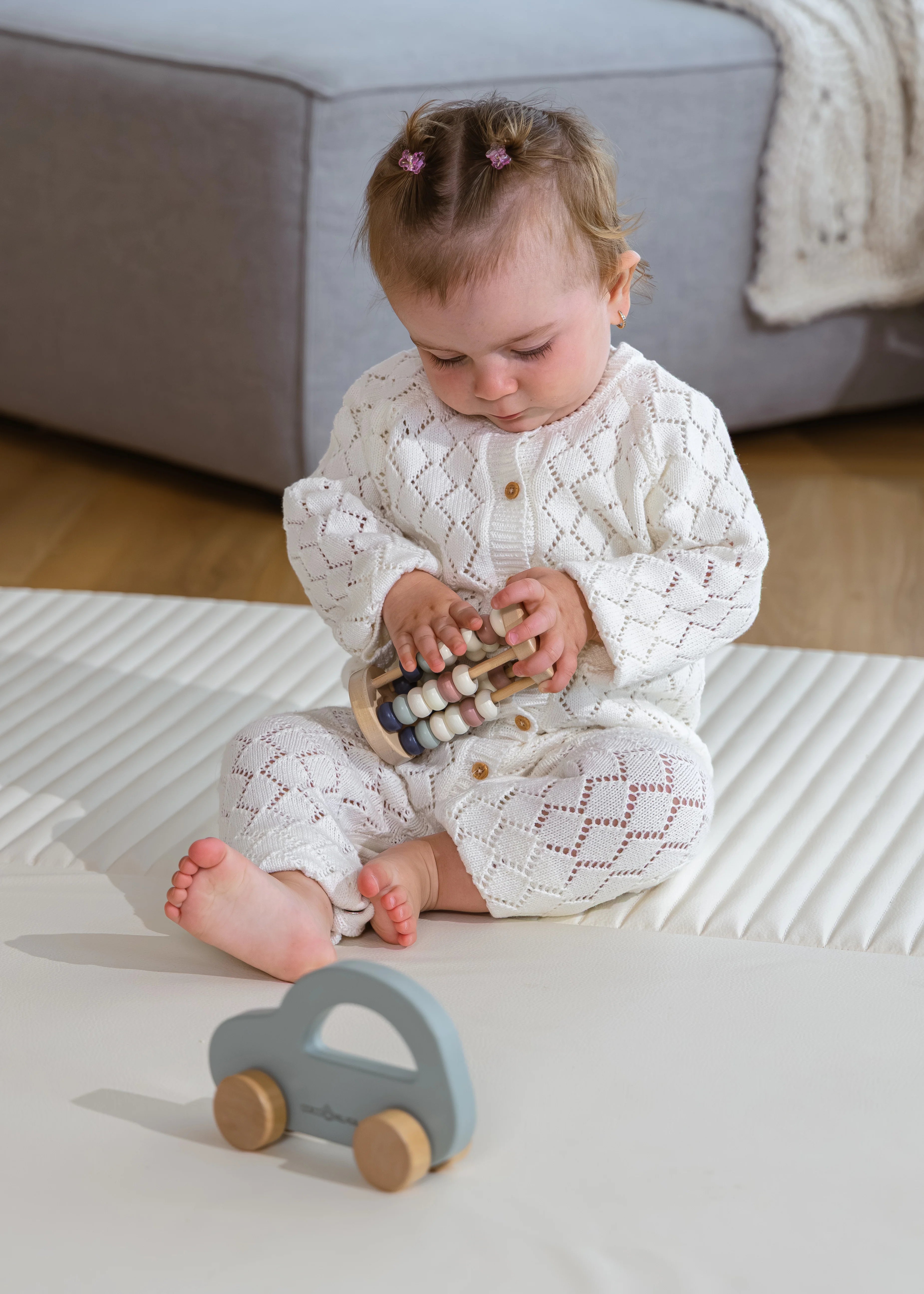 Image of Coffret cadeau de jouets en bois pour bébé : boulier et voiture 