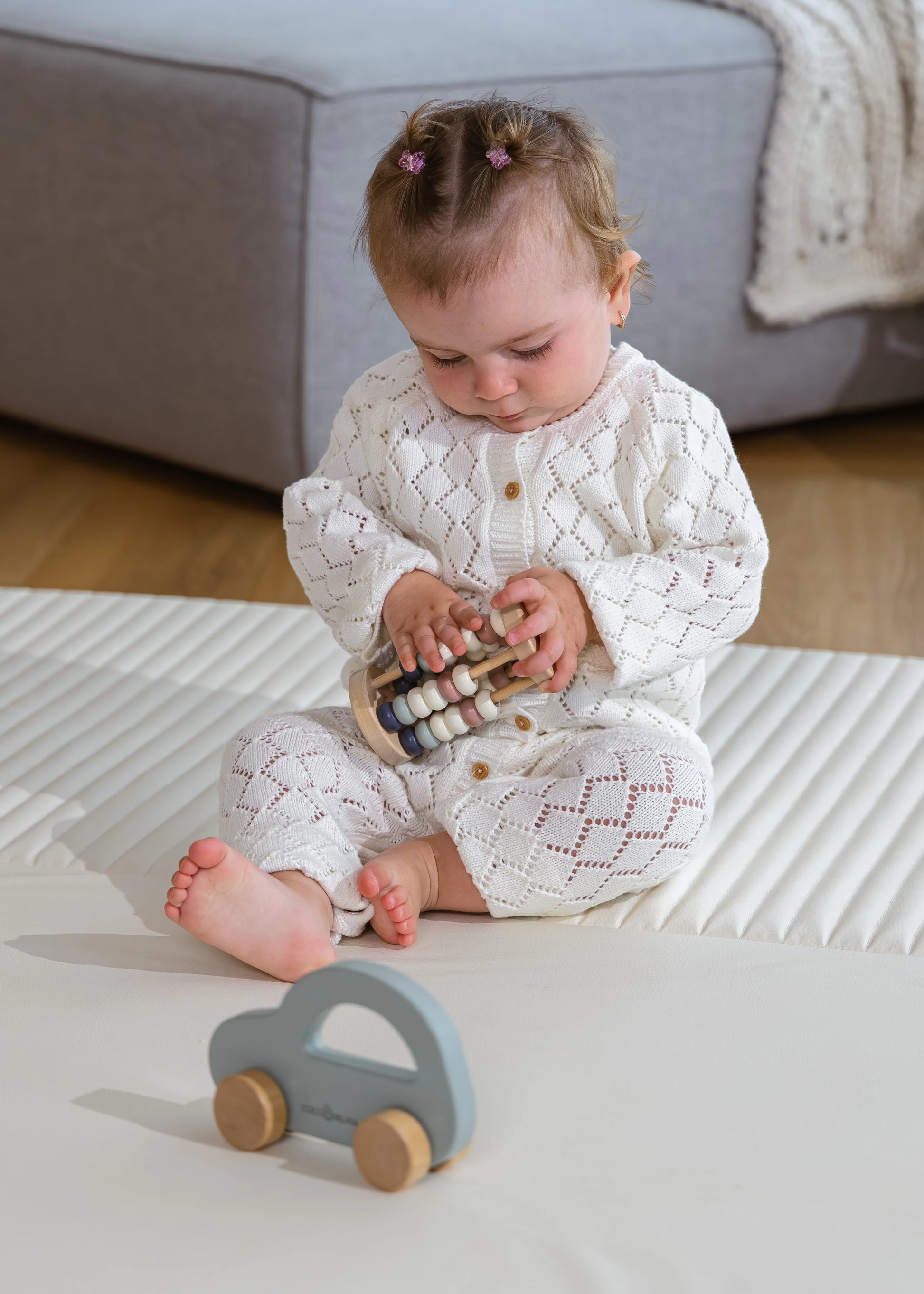 Coffret cadeau de jouets en bois pour bébé : boulier et voiture 