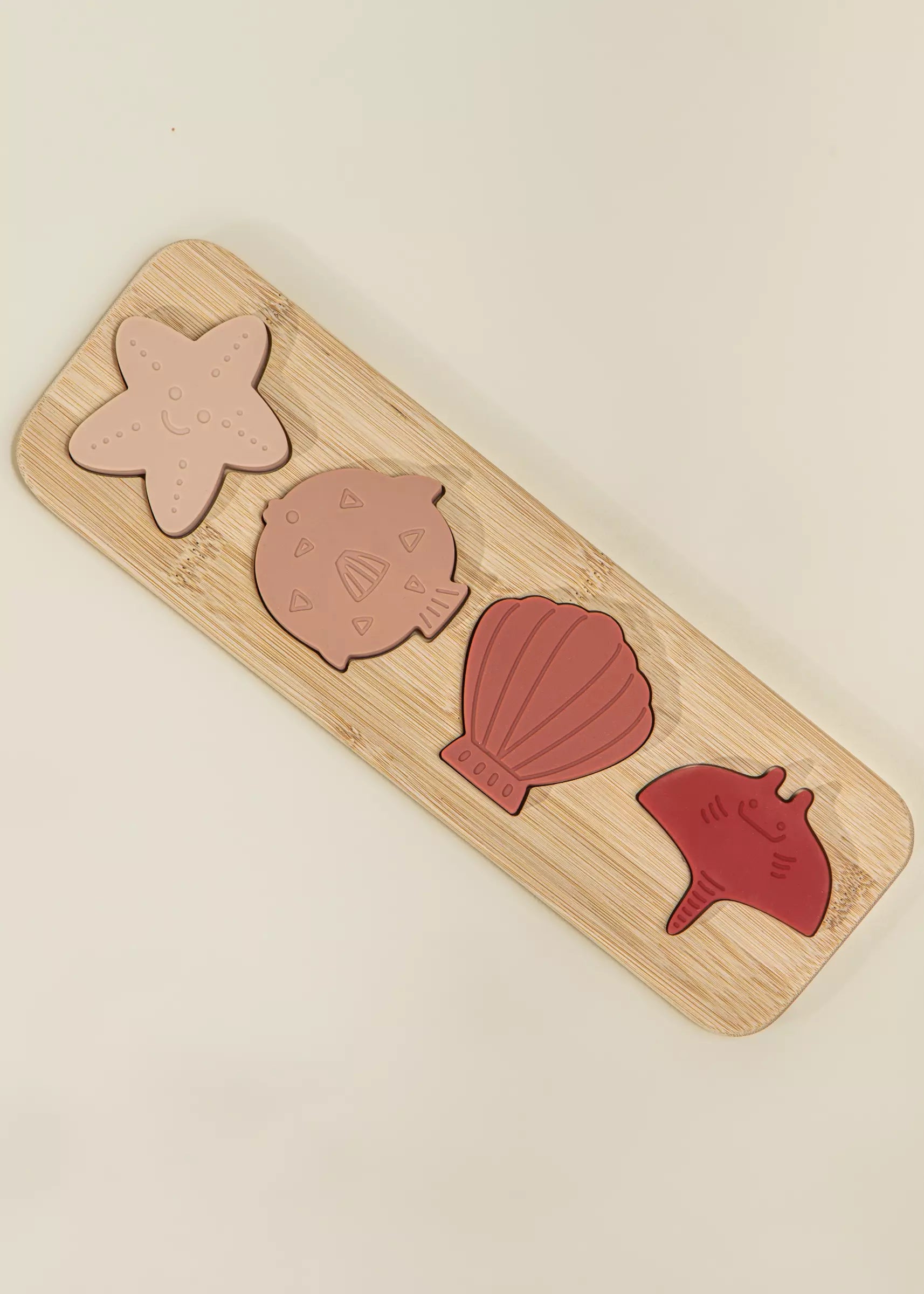 Image of Silicone Puzzle on Wooden Plate - Ocean