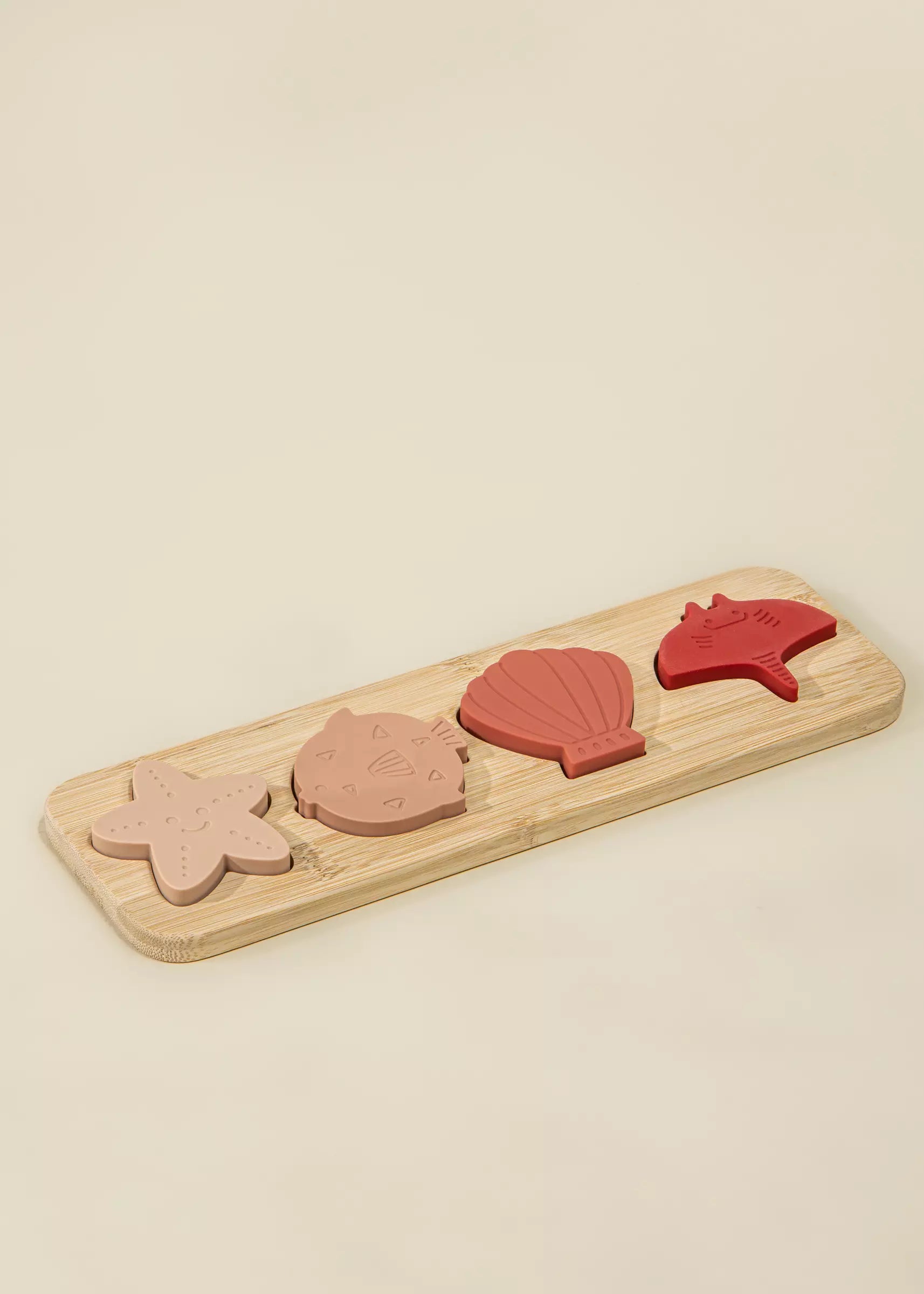 Image of Silicone Puzzle on Wooden Plate - Ocean