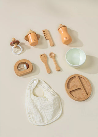 Ensemble d'accessoires pour poupée en bois